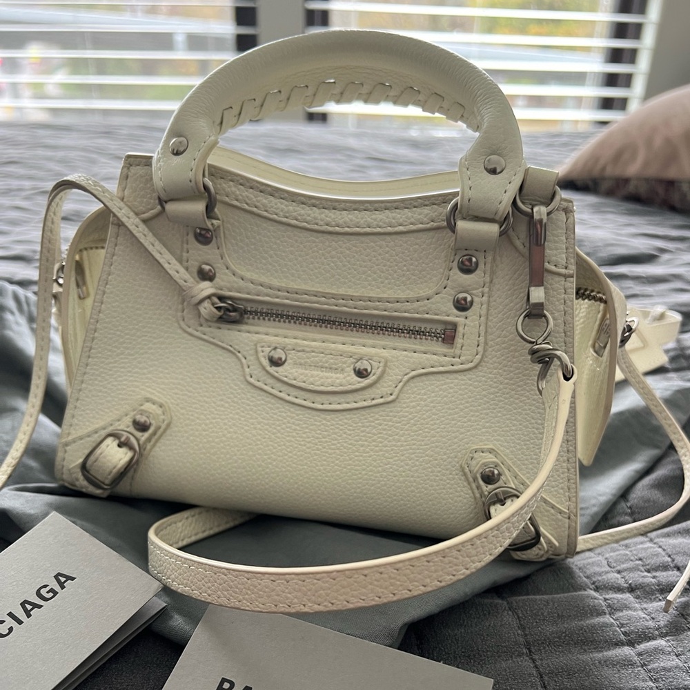 Balenciaga neo mini